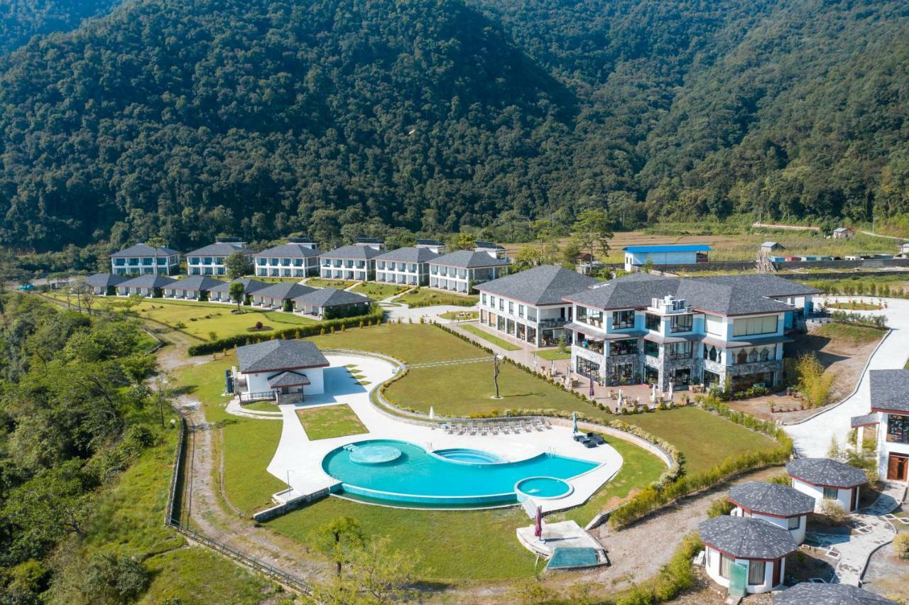 Mountain Glory Forest Resort Покхара Экстерьер фото